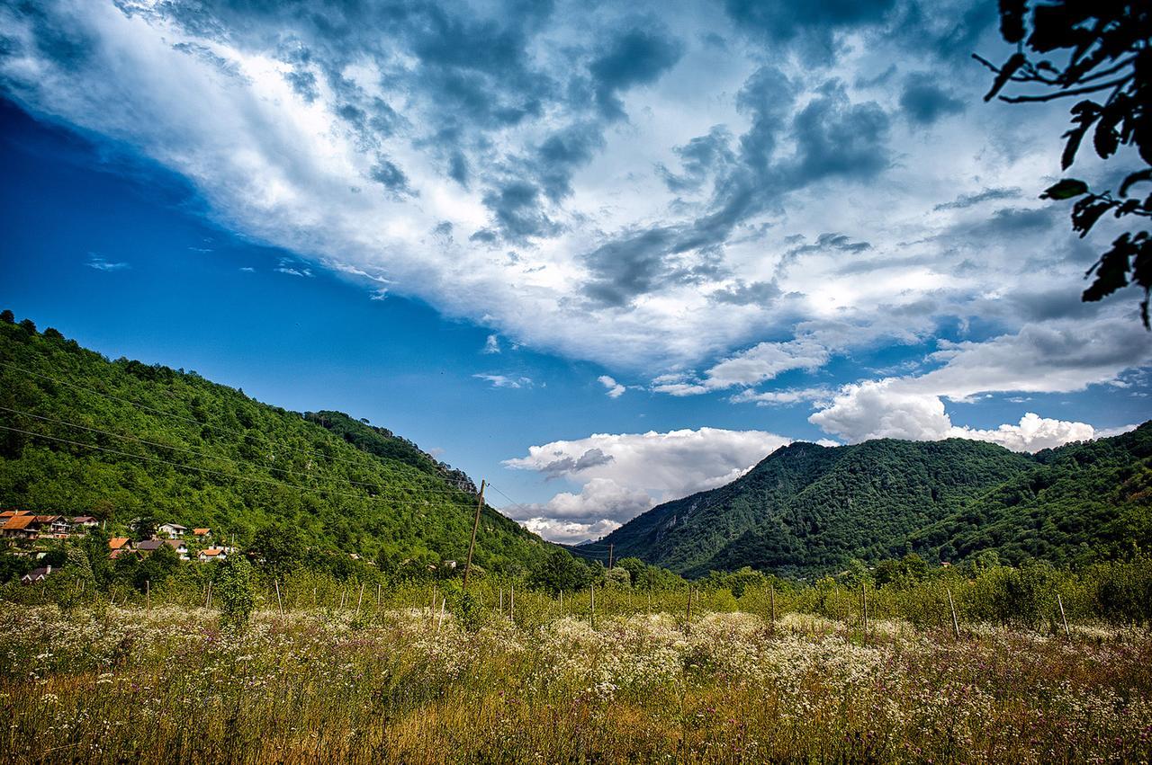 Vila Sunce Village Resort Konjic Extérieur photo